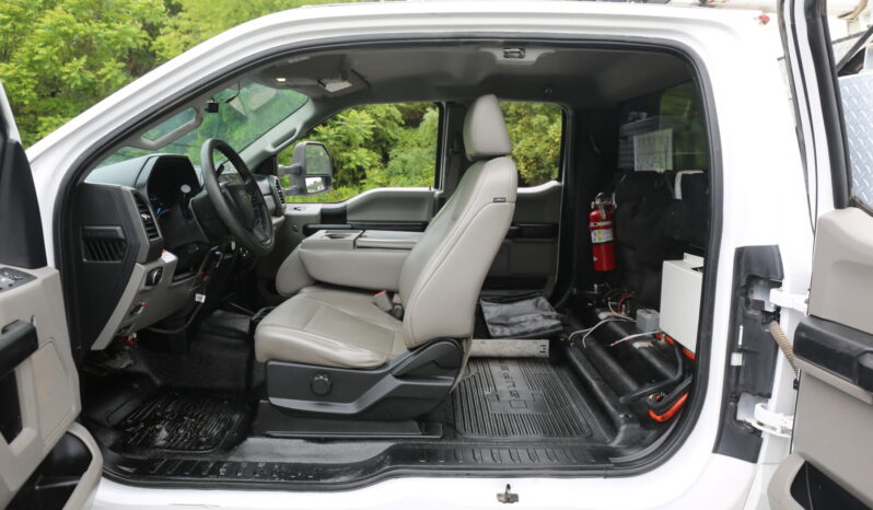2019 Ford F550 Extended Cab Mechanics Truck, 6.7 Diesel, 11′ Altec Service Bed, HC5 Autocrane, Welder, Compressor, Drawers full