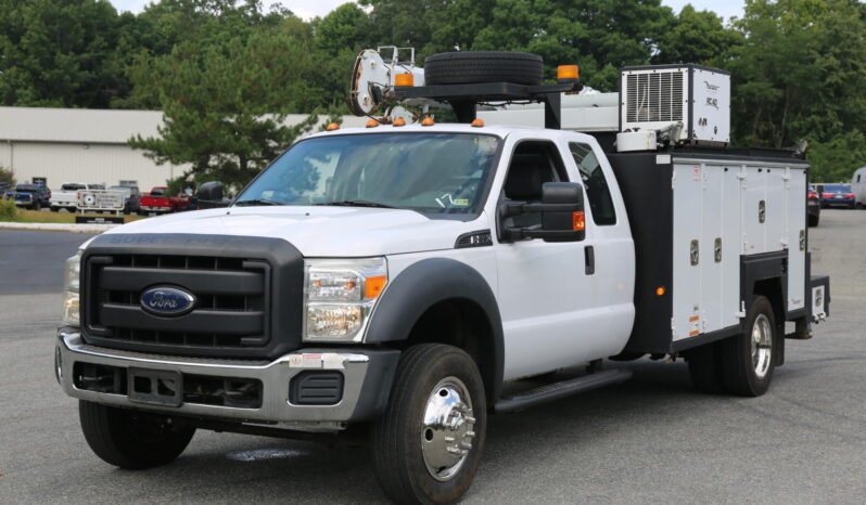 2016 Ford F-550 Extended Cab, Maintainer Service Truck, 120k Miles, Brand New V10, 7024 Crane, Hydraulic Compressor and Drawers full