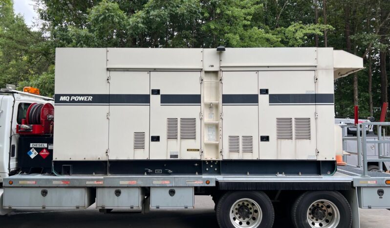 2014 International Workstar 7500, MultiQuip WhisperWatt DCA-800SSK2, 800KVA GenSet, 4k Miles, 60 Hours on GenSet full