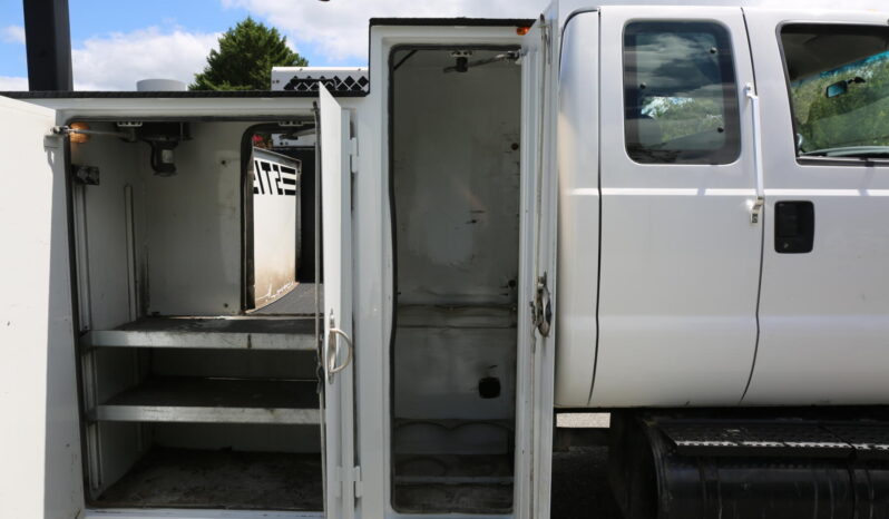 2007 Ford F750 Extended Cab Mechanics Truck, 14′ STI Service Body, 11k Tiger Crane, Compressor, Drawers, Under CDL, 240k Miles full