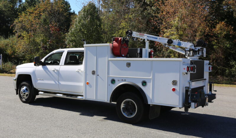 2016 Chevrolet 3500HD, Adkins Service Body, 4WD, Duramax Diesel, Crew Cab, 3203 AutoCrane, Drawers, 201k Miles full