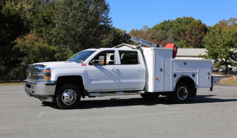 2016 Chevrolet 3500HD, Adkins Service Body, 4WD, Duramax Diesel, Crew Cab, 3203 AutoCrane, Drawers, 201k Miles full