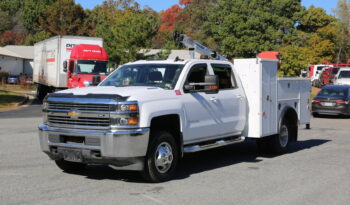 2016 Chevrolet 3500HD, Adkins Service Body, 4WD, Duramax Diesel, Crew Cab, 3203 AutoCrane, Drawers, 201k Miles full