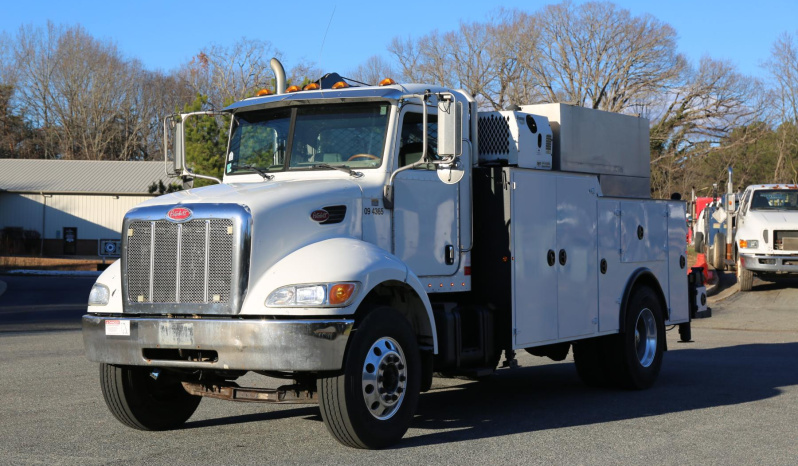 Pending Sale: 2007 Peterbilt 335 Service Truck, 8.3 Cummins ISC, 6 Speed, 14′ IMT Bed, 10,500# Crane, Compressor, Drawers full