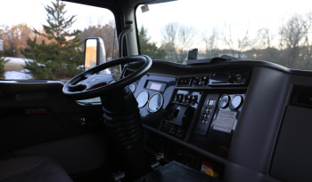 2018 Kenworth T370, 14′ Summit Bed, PX9, Allison Auto, 175k Miles, 7200 Hours, 12621 Stellar Crane, Product Tanks, Welder, Drawers, Compressor full